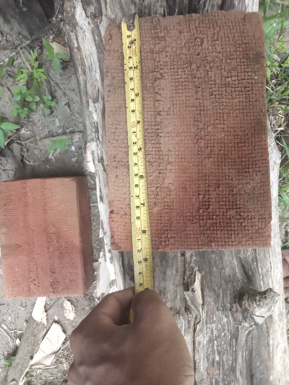 Thilakarathna Bricks – රතු ගඩොල්