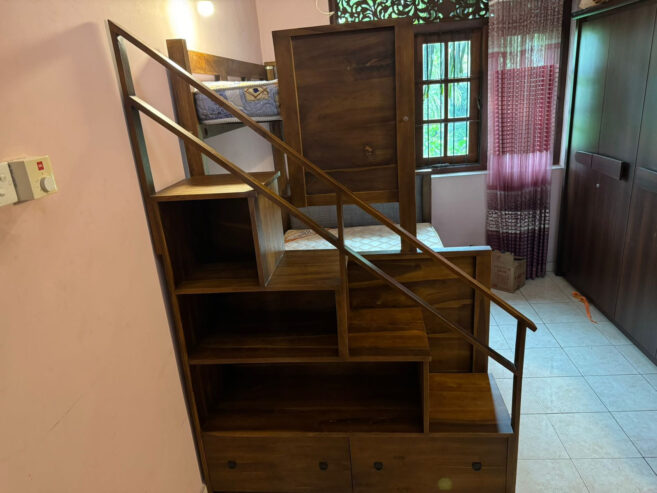Trendy Home Furniture – ලී බඩු