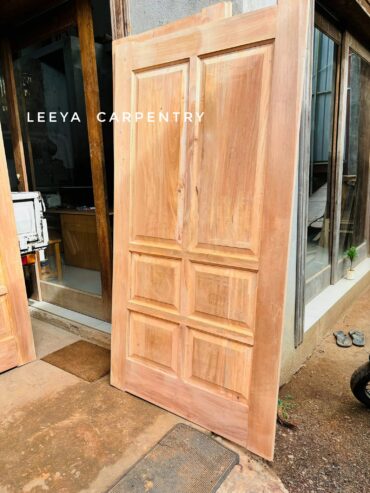 Leeya වඩු කාර්මිකයින්