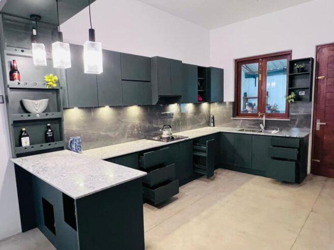 Mahesh Pantry Cupboard – මහේෂ් පැන්ට්‍රි කබර්ඩ්
