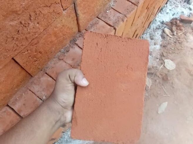 Bricks – දර පෝරනු ගඩොල්