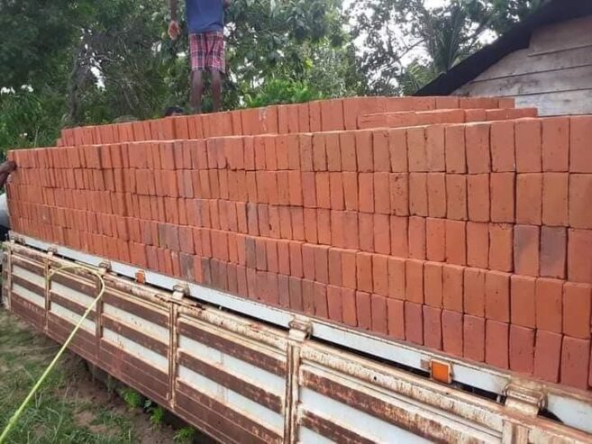 Bricks – දර පෝරනු ගඩොල්